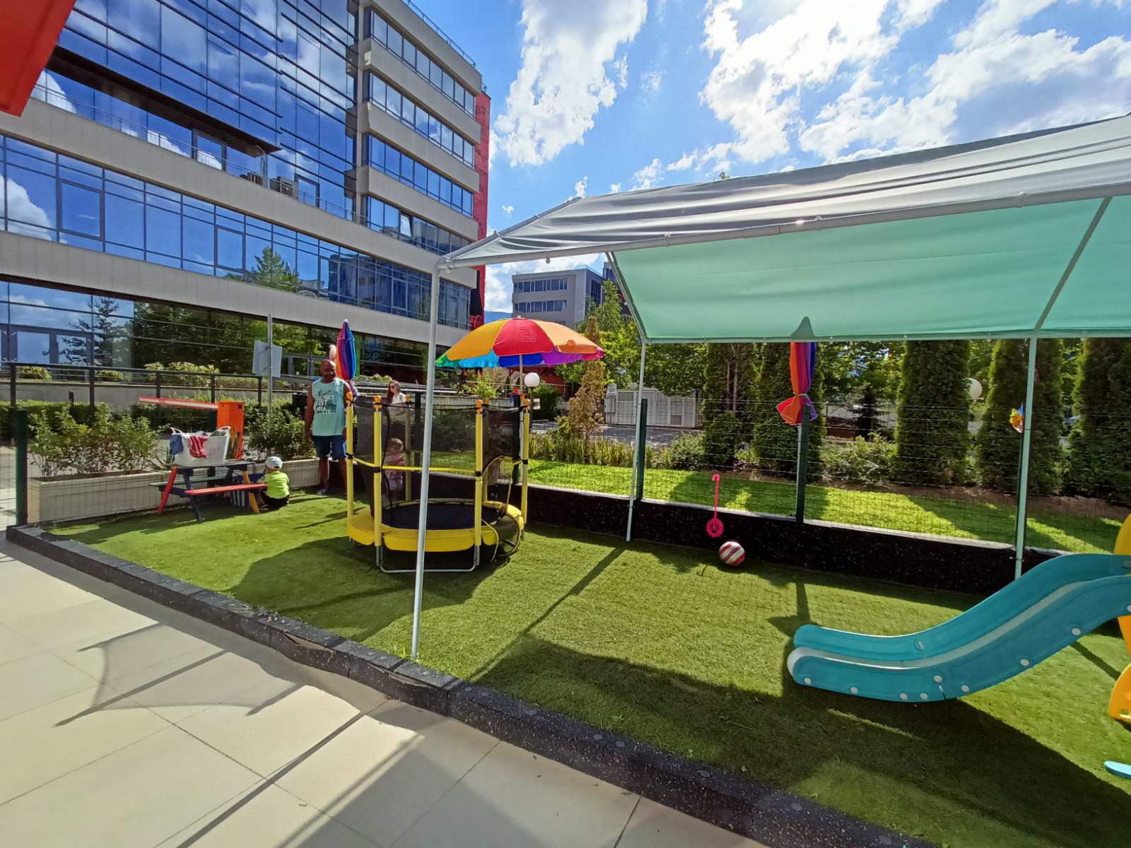 Градинката на АЛФ Матрикс